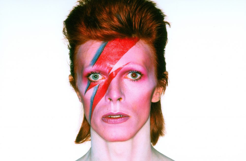 Las 100 Lecturas De David Bowie – Kiss Fm