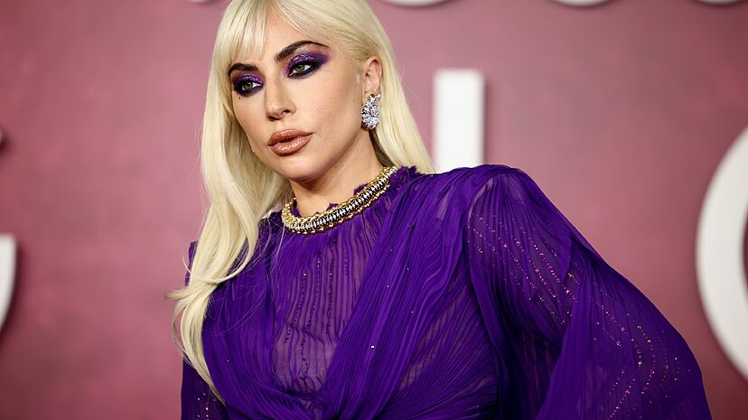 Lady Gaga llama a votar a Kamala Harris